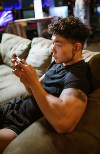 Trạm trò chơi trực tuyến 